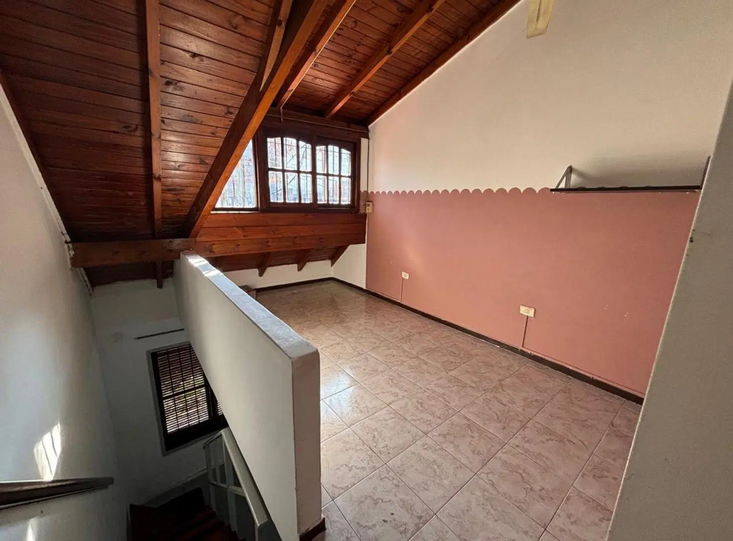 Venta Duplex 3 ambientes, Lomas del Mirador 4