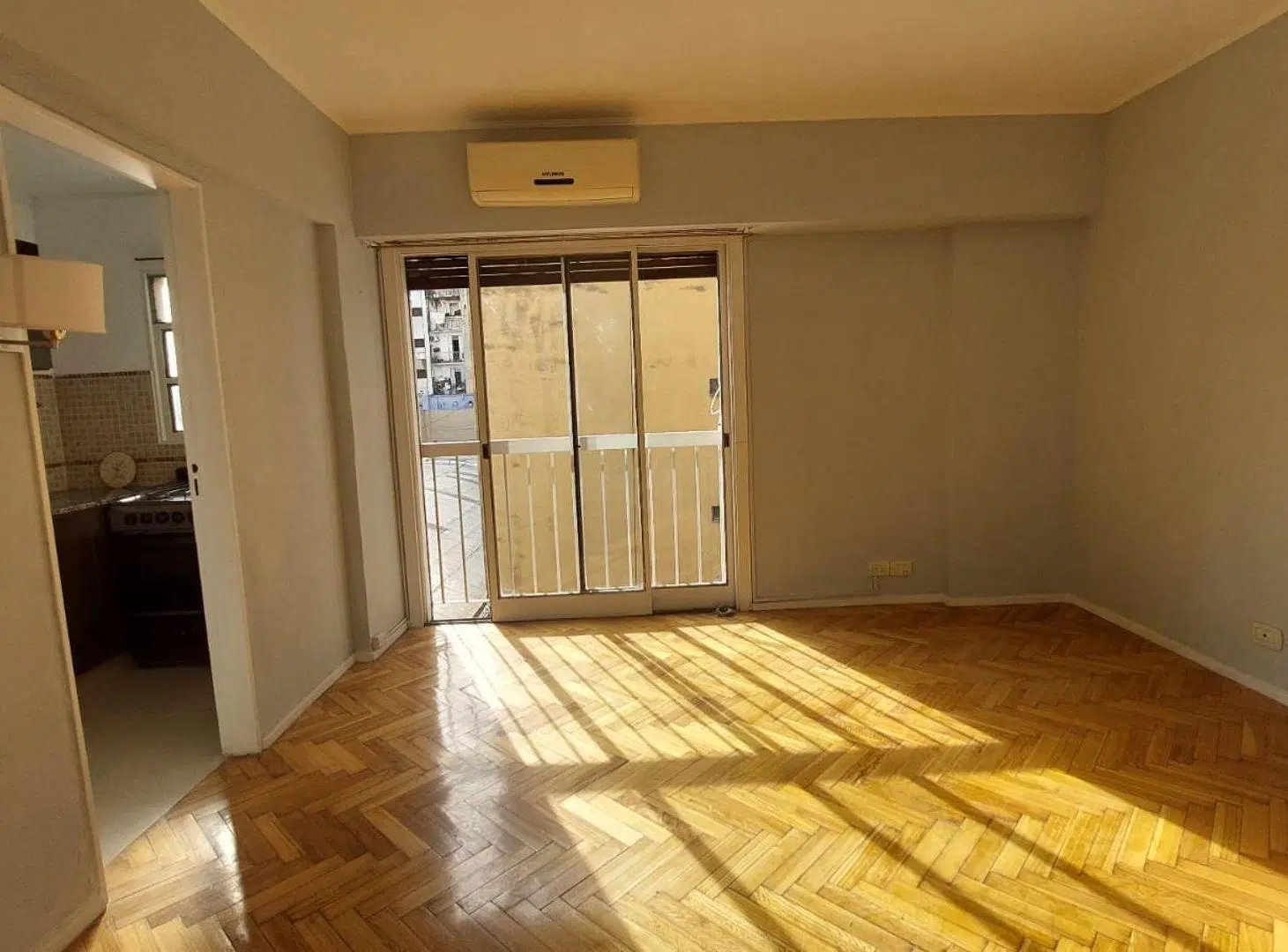 VENTA MONOAMBIENTE C/ BALCON FRANCES EN BALVANERA 3