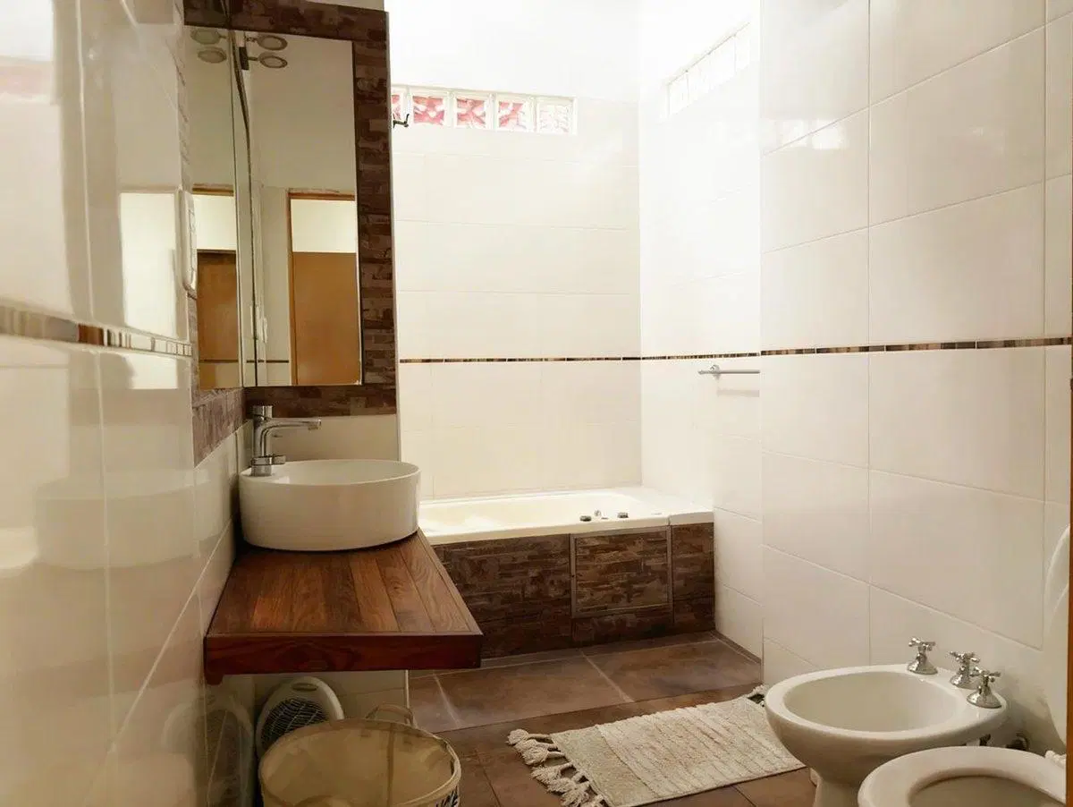 Venta PH tipo casa 4 amb-Luis Guillon 5