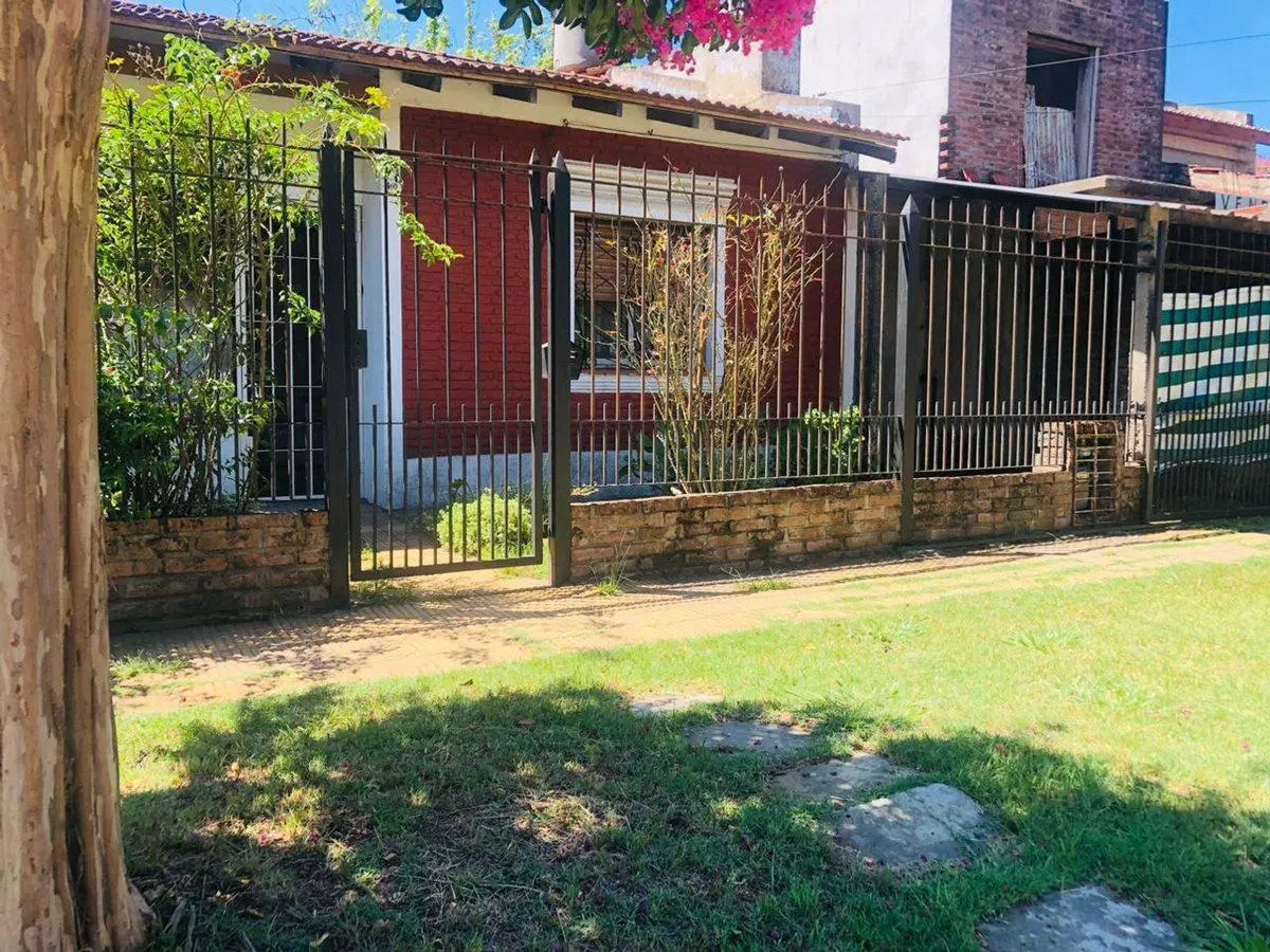 Casa en venta 3 Ambientes en Almirante Brown 3