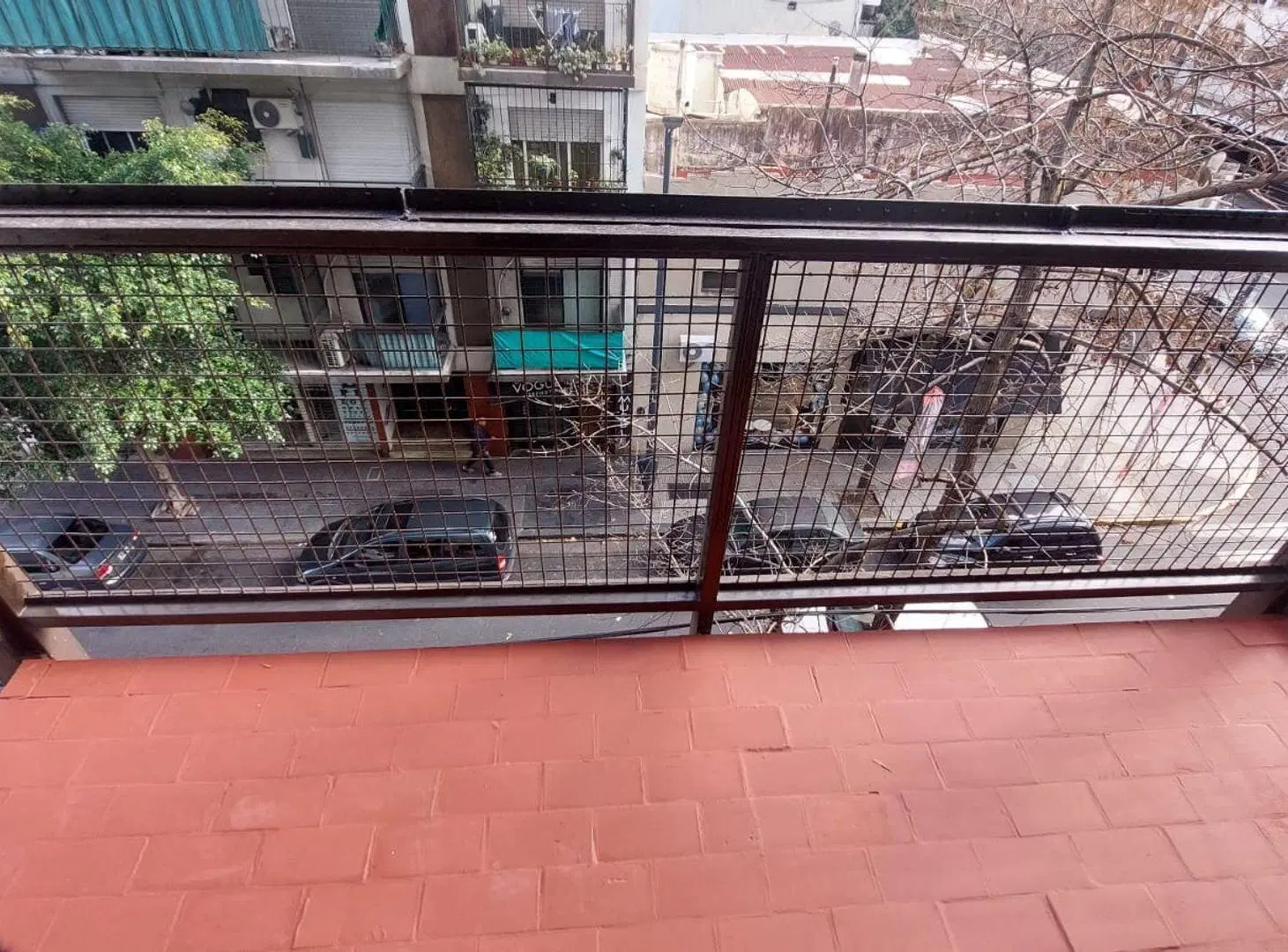 ALQUILER MONOAMBIENTE CON BALCÓN EN BALVANERA 2