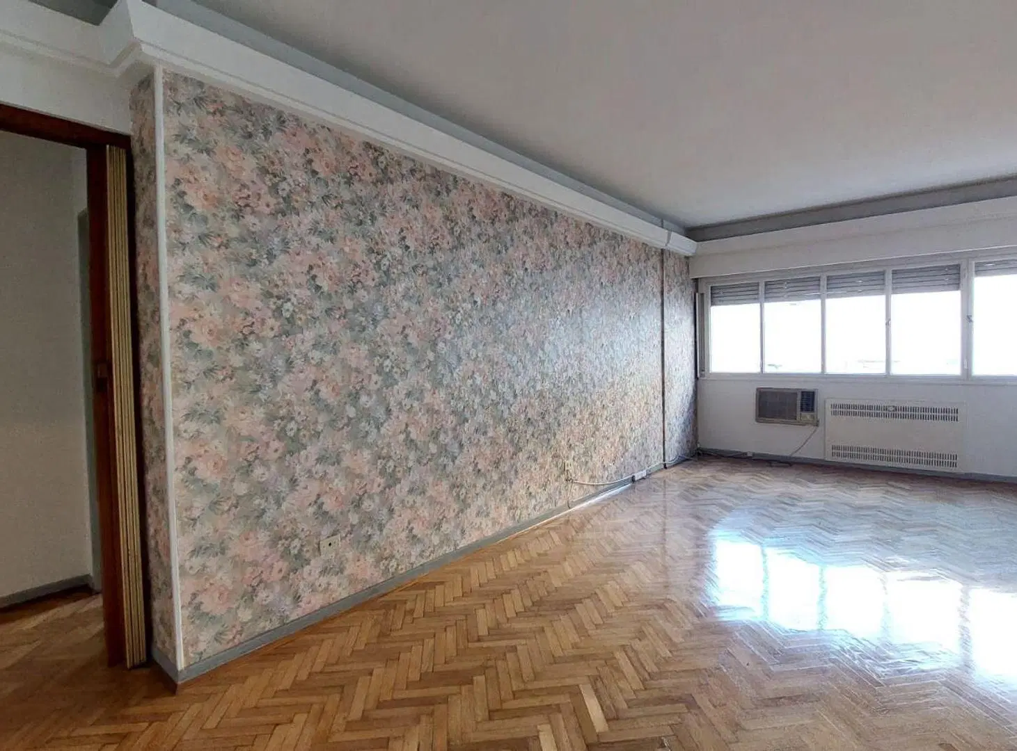 VENTA 4 AMBIENTES CON DEPENDENCIA EN BALVANERA 2