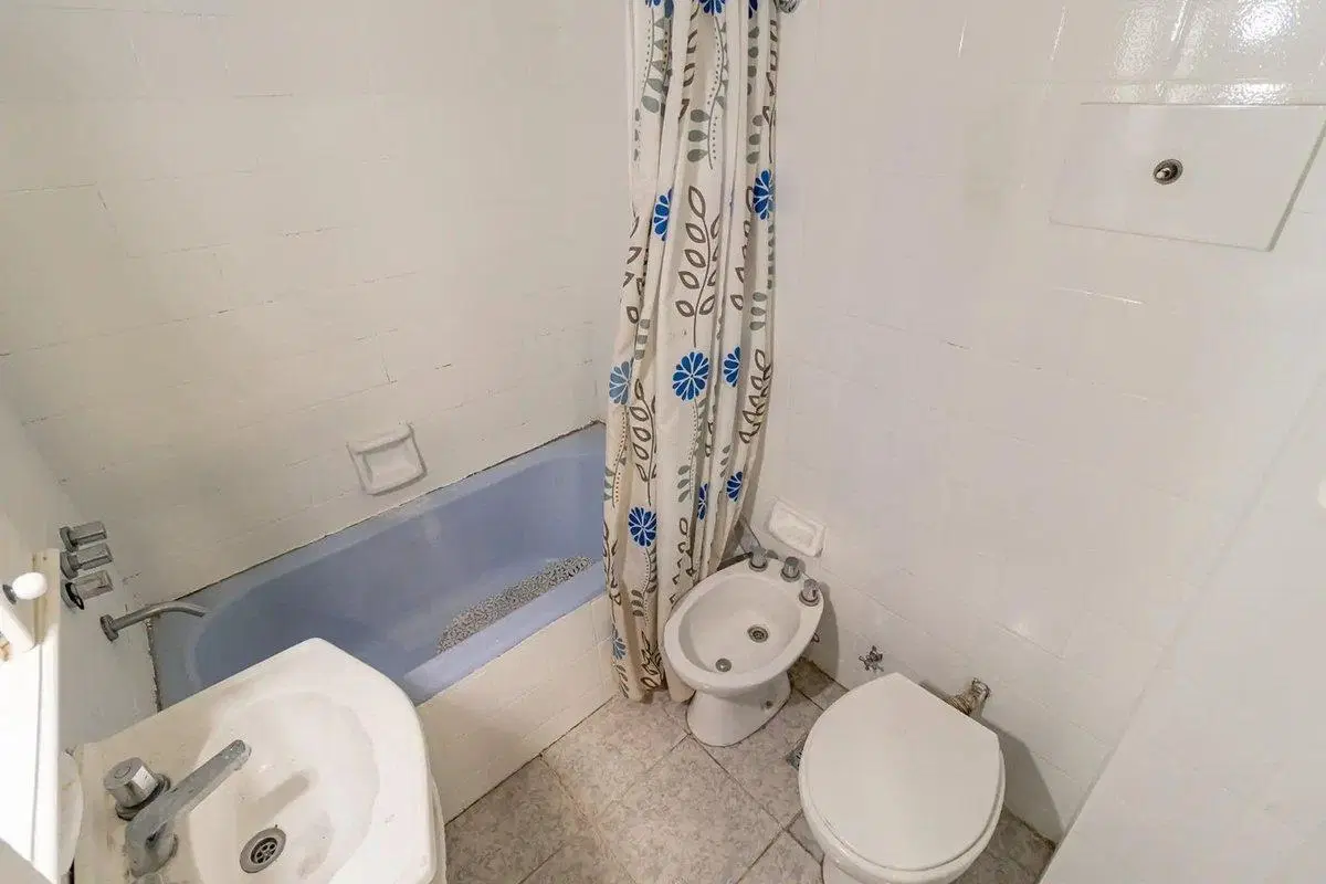 Venta Departamento 3 ambientes c balcón Balvanera 2