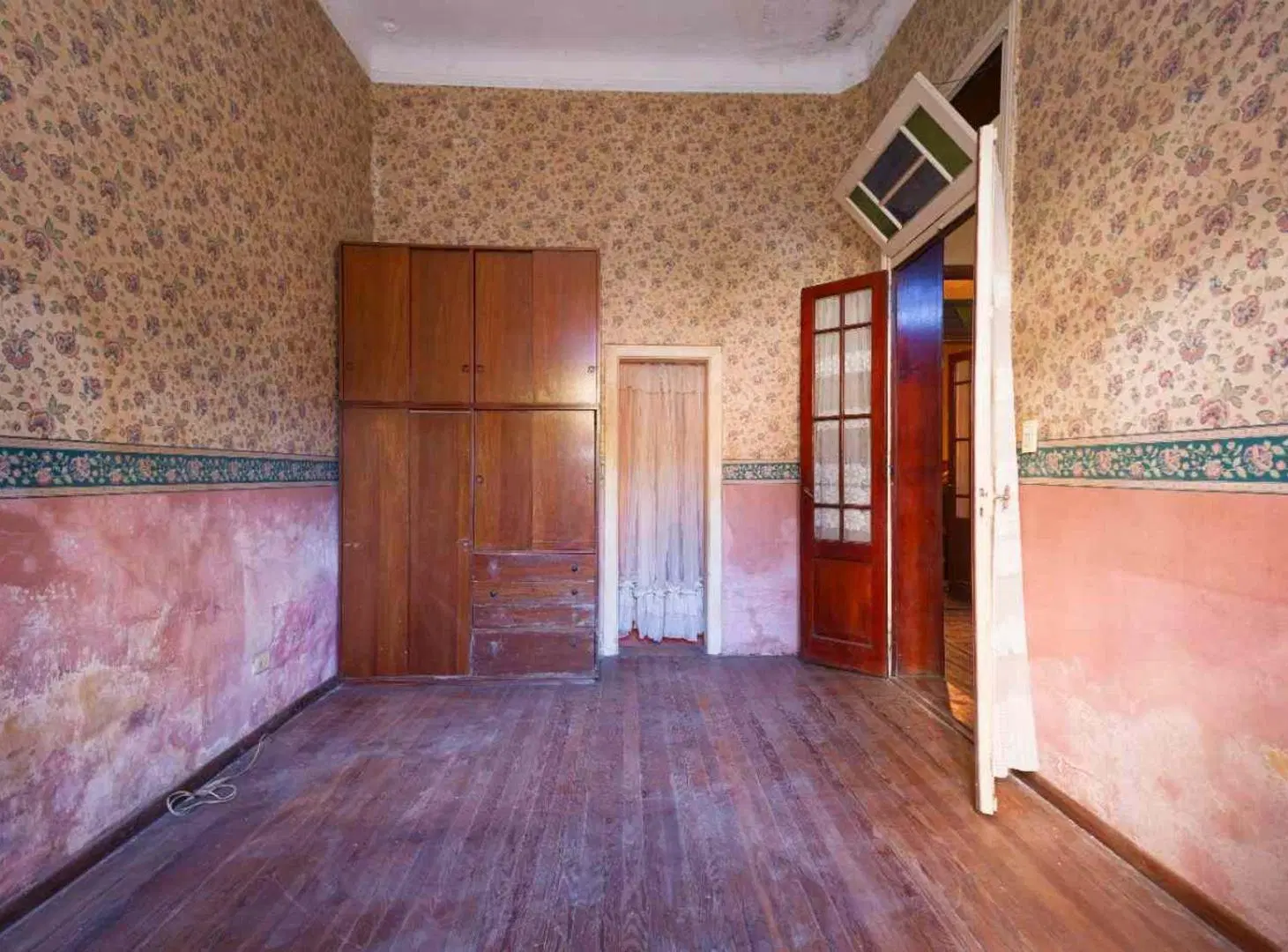 VENTA DE CASA EN PIÑEYRO A REFACCIONAR 3