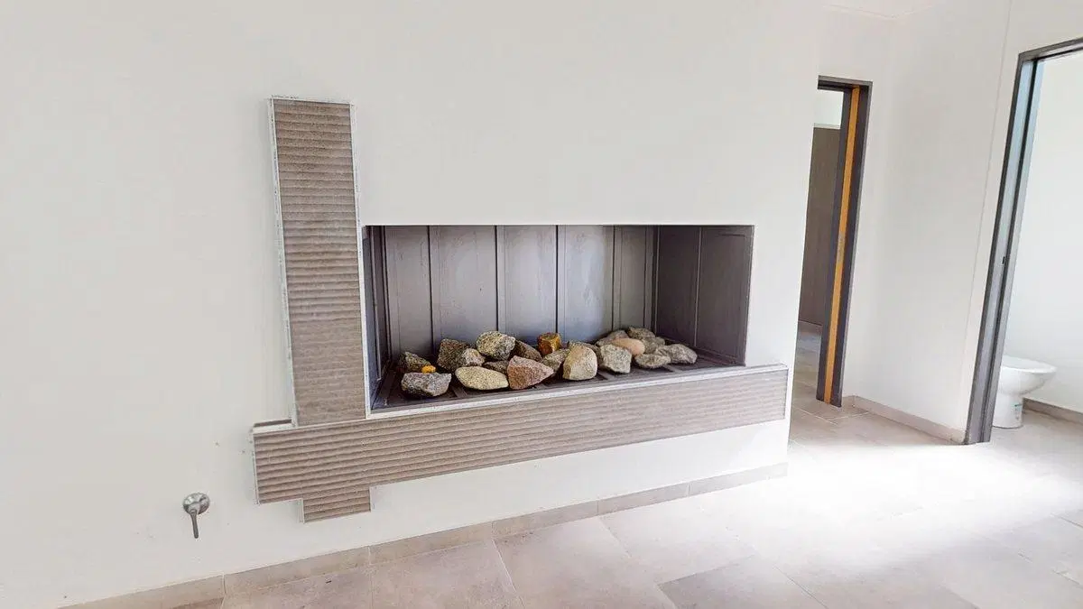 VENTA CASA CON PILETA A ESTRENAR - LA CANDIDA 5