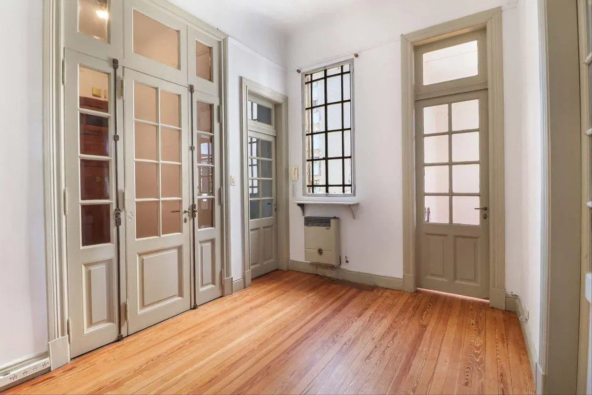 Venta Oficina 4 amb con 2 balcones en Caballito 2