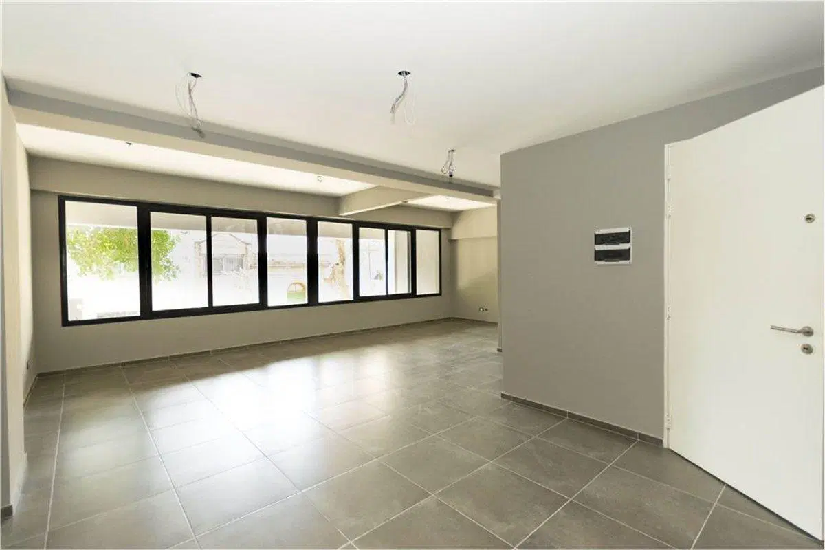 Venta de Local con Oficinas en Villa Crespo 5