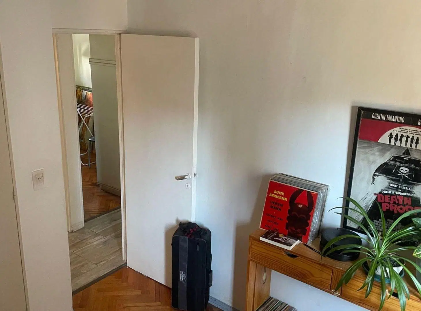 VENTA 4 AMB CON COCHERA  Y BALCÓN  - Contrafrente 5
