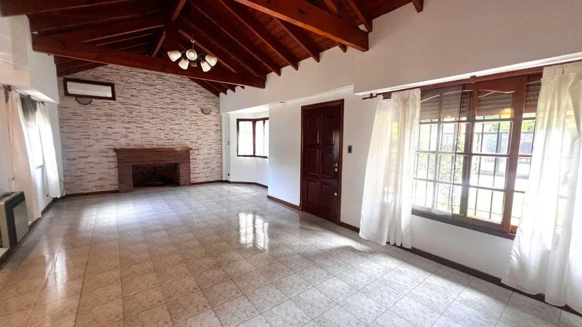 Venta Casa El Trebol en Barrio la Arboleda 3