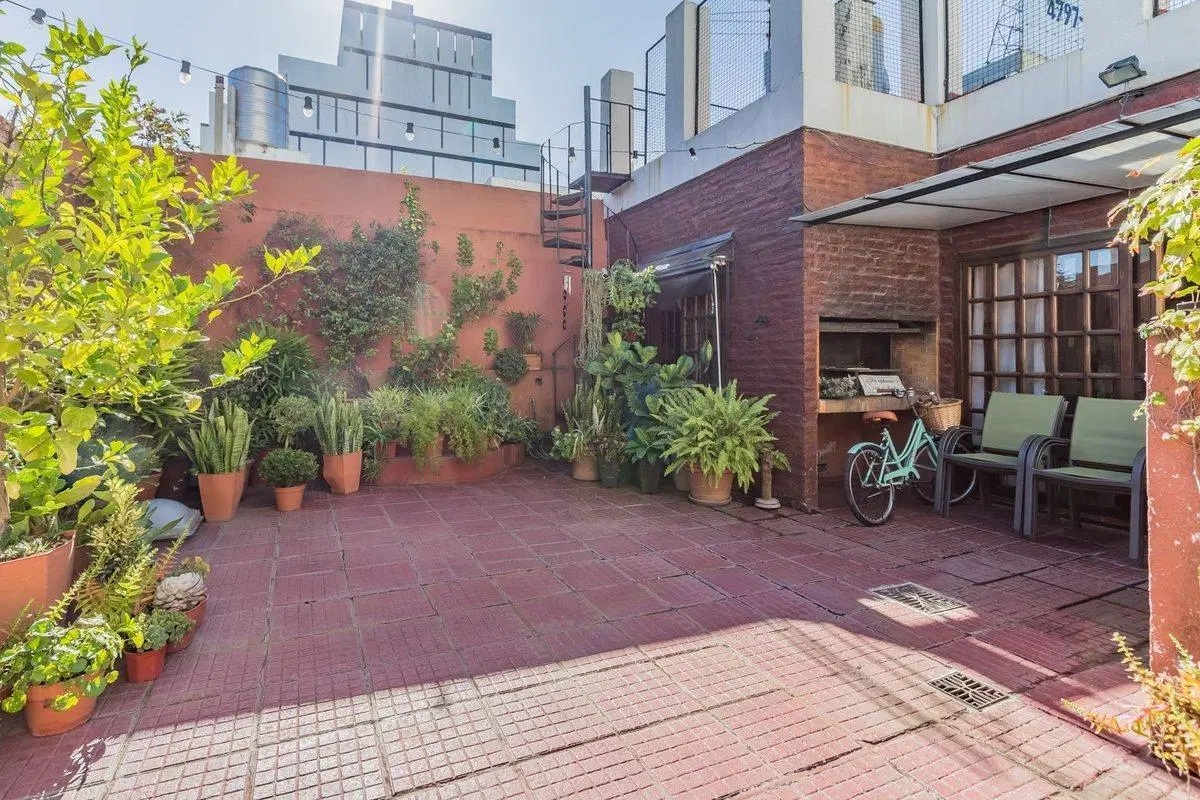 Venta PH 5 ambientes c/ terraza en Chacarita 2