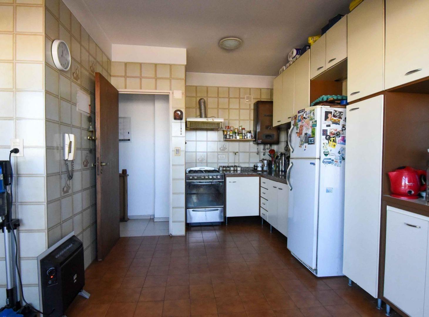 Foto de VENTA DEPTO DUPLEX 4 AMB BALCÓN ATERRAZADO Y PATIO, imagen 3