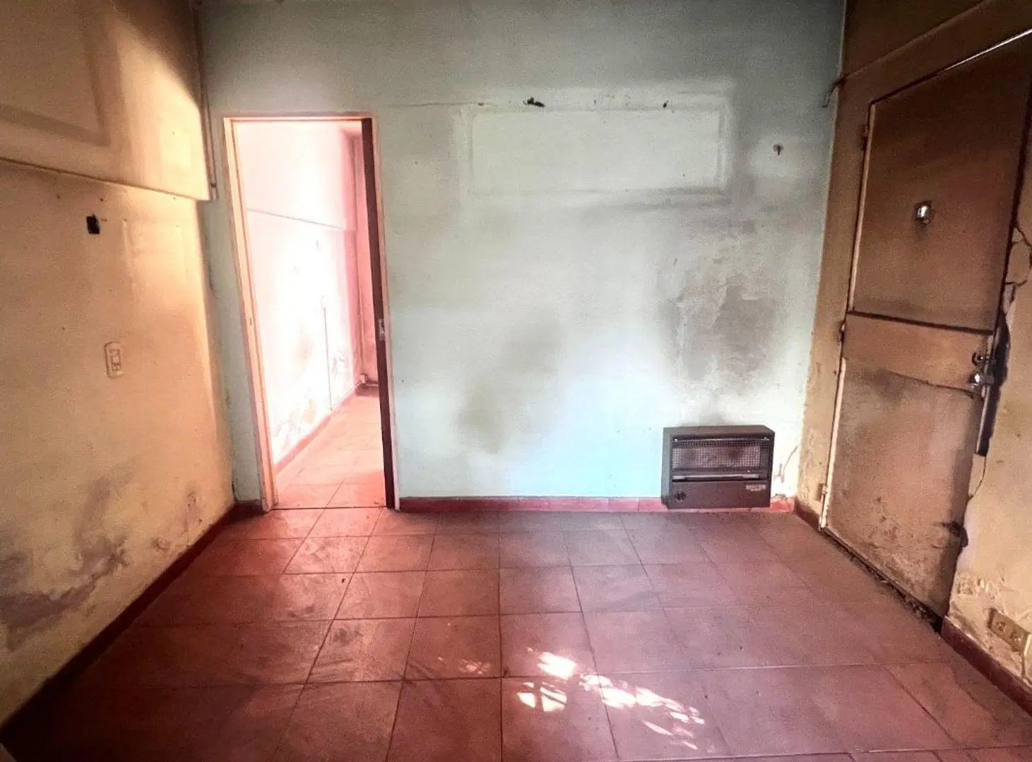 Venta Casa multifliar. a refaccionar en El Palomar 8
