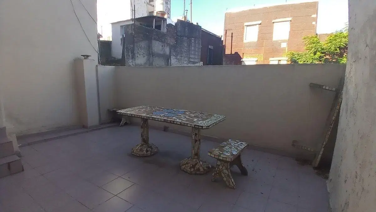 VENTA PH MULTIFAMILIAR EN LA BOCA 8