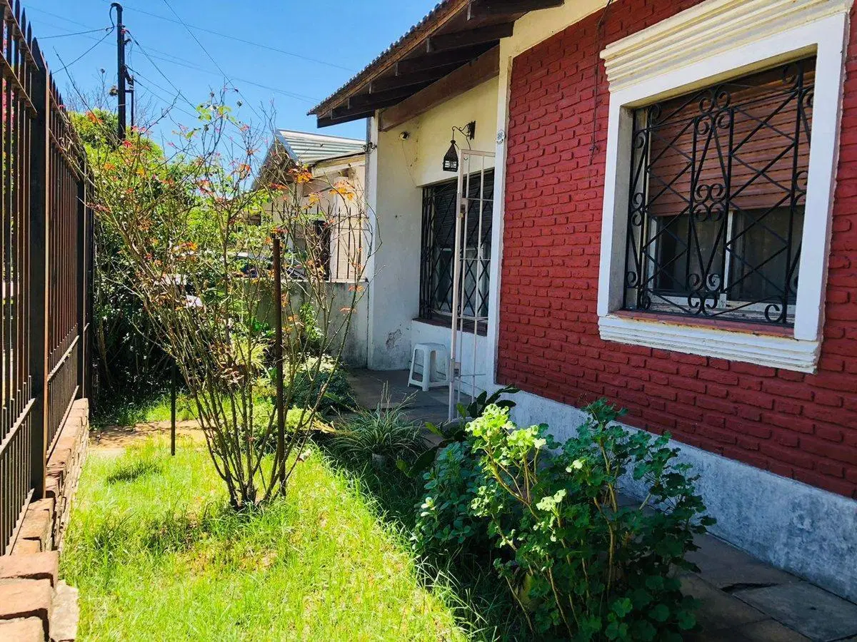 Casa en venta 3 Ambientes en Almirante Brown 4