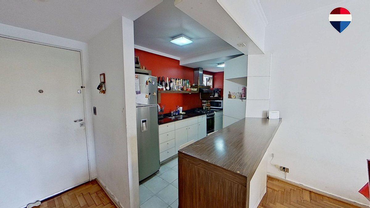 Foto de Caballito - Venta - 3 amb. y estudio - balcón, imagen 2