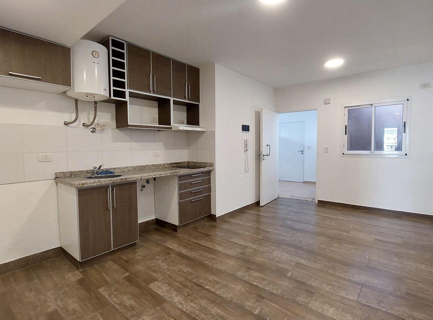 Foto de ALQUILER DPTO 2 AMBIENTES CON BALCON COLEGIALES, imagen 4