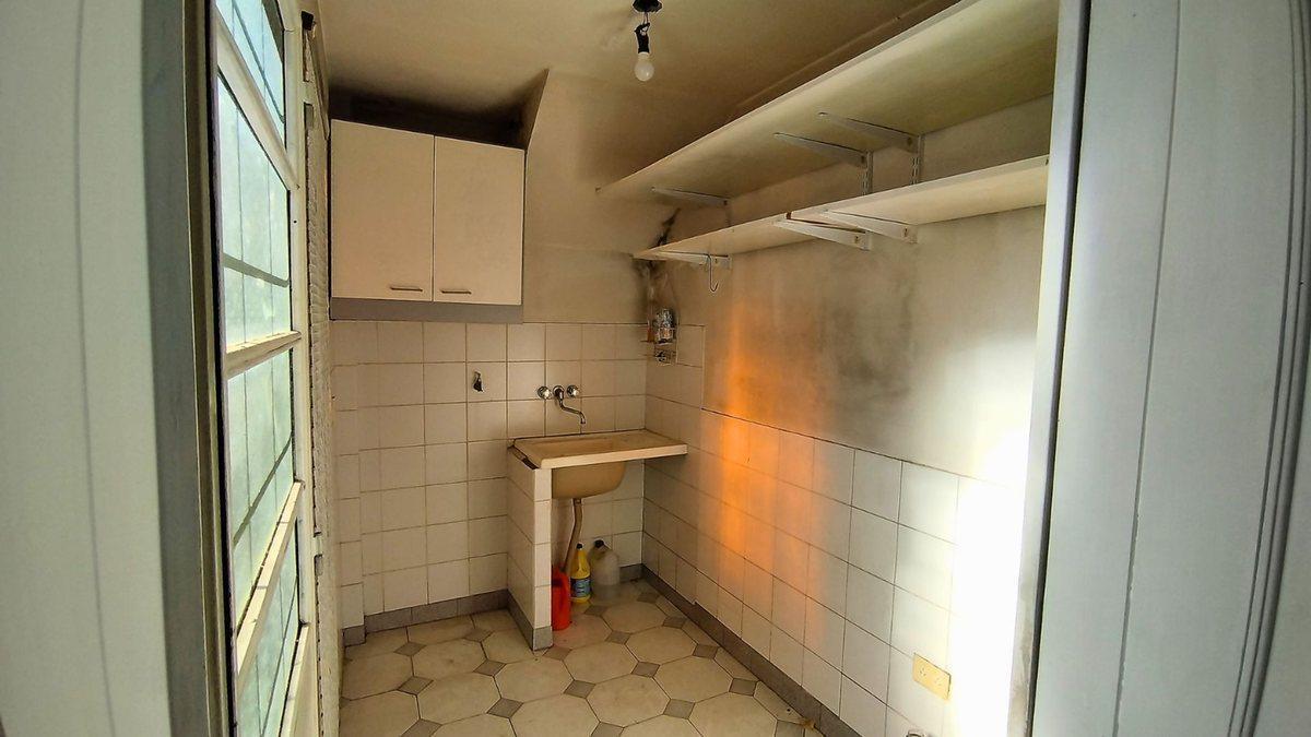 Foto de VENTA CASA 5 AMBIENTES TABLADA LA MATANZA, imagen 1