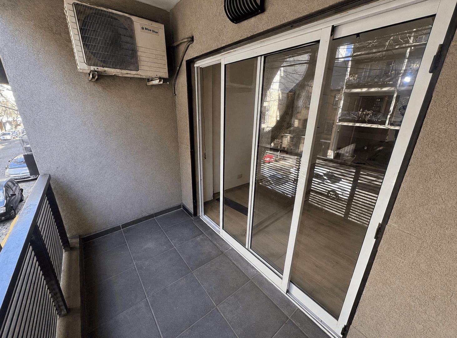 Foto de Venta departamento 3 amb moderno en Caballito, imagen 3