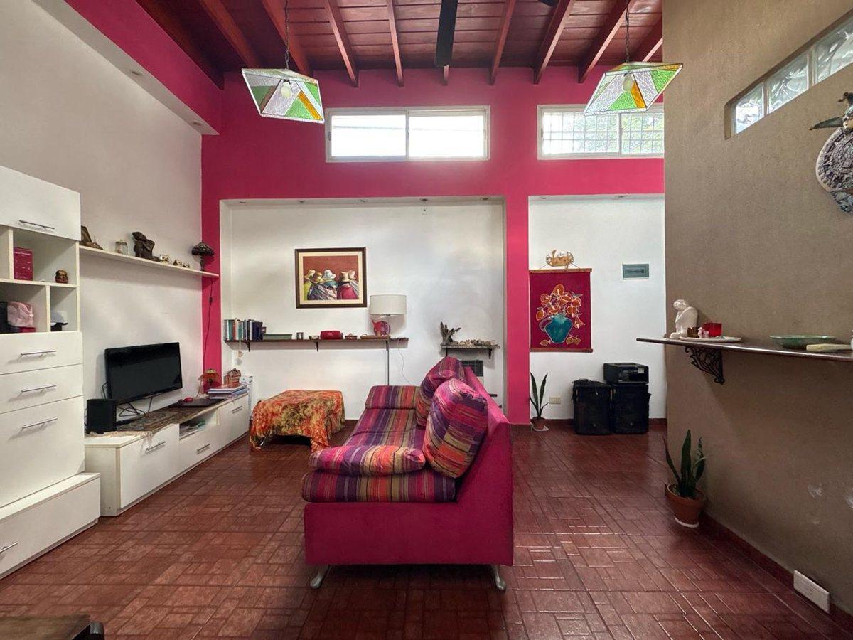 Foto de Venta PH tipo casa 4 amb-Luis Guillon, imagen 1
