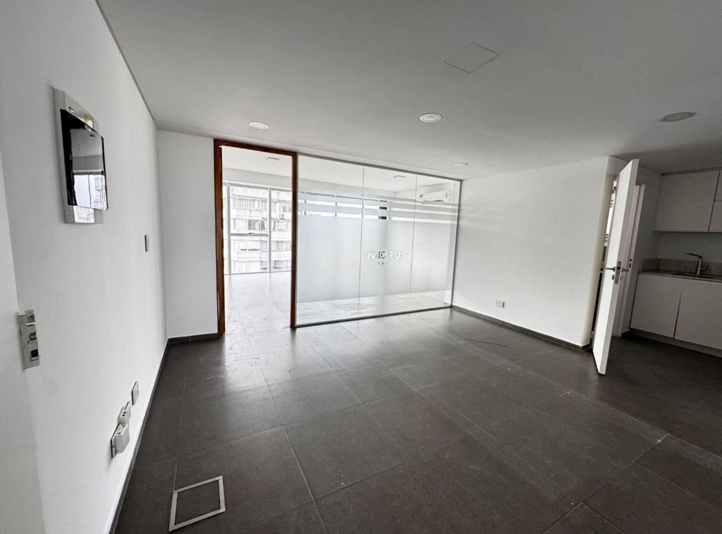 Foto de Alquiler Comercial Oficina en Almagro, imagen 2
