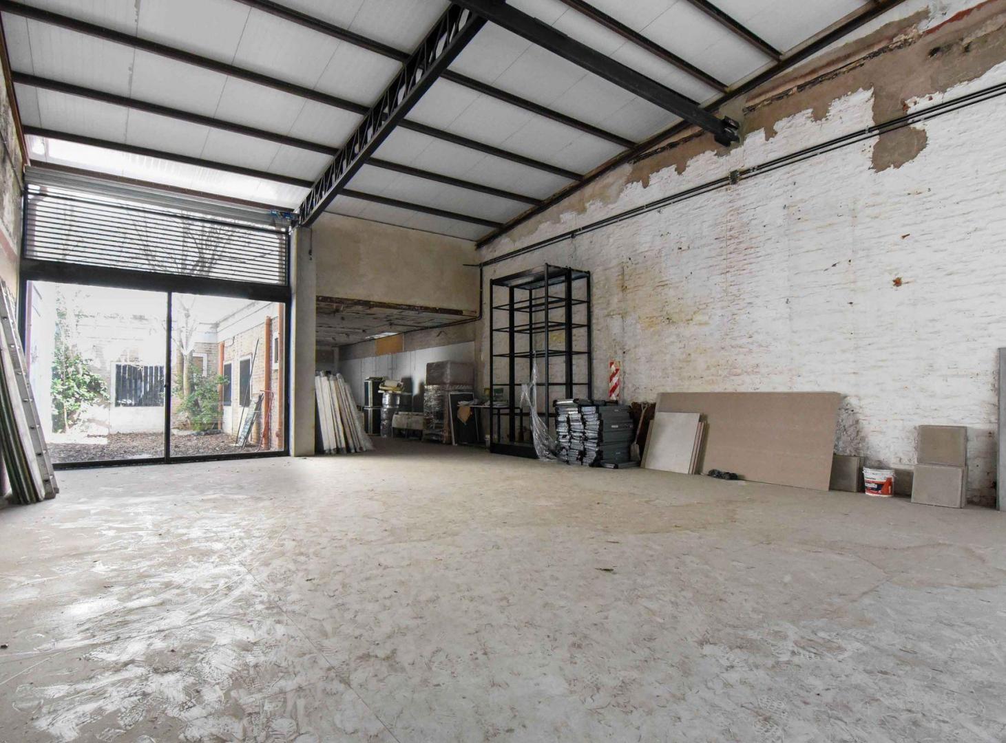Foto de ALQUILER LOCAL COMERCIAL CON PATIO EN VILLA CRESPO, imagen 1