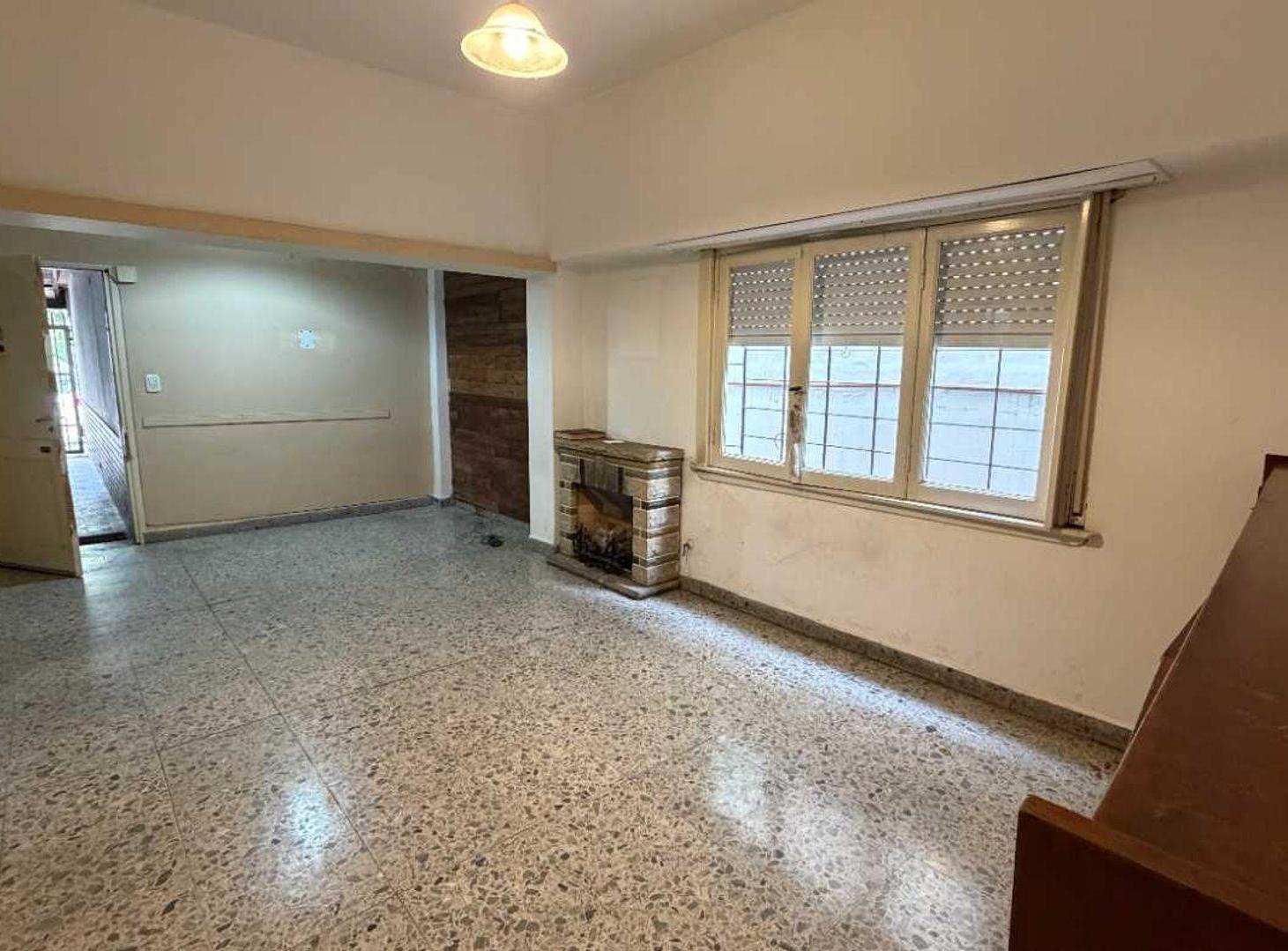Foto de Venta PH 3 amb. con cochera y patio en Caseros, imagen 3