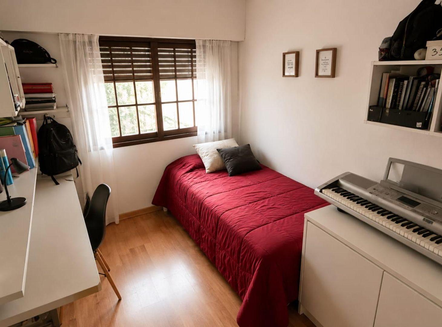 Foto de PH TRIPLEX 5 AMBIENTES CON GARAGE JARDÍN PARRILLA, imagen 4