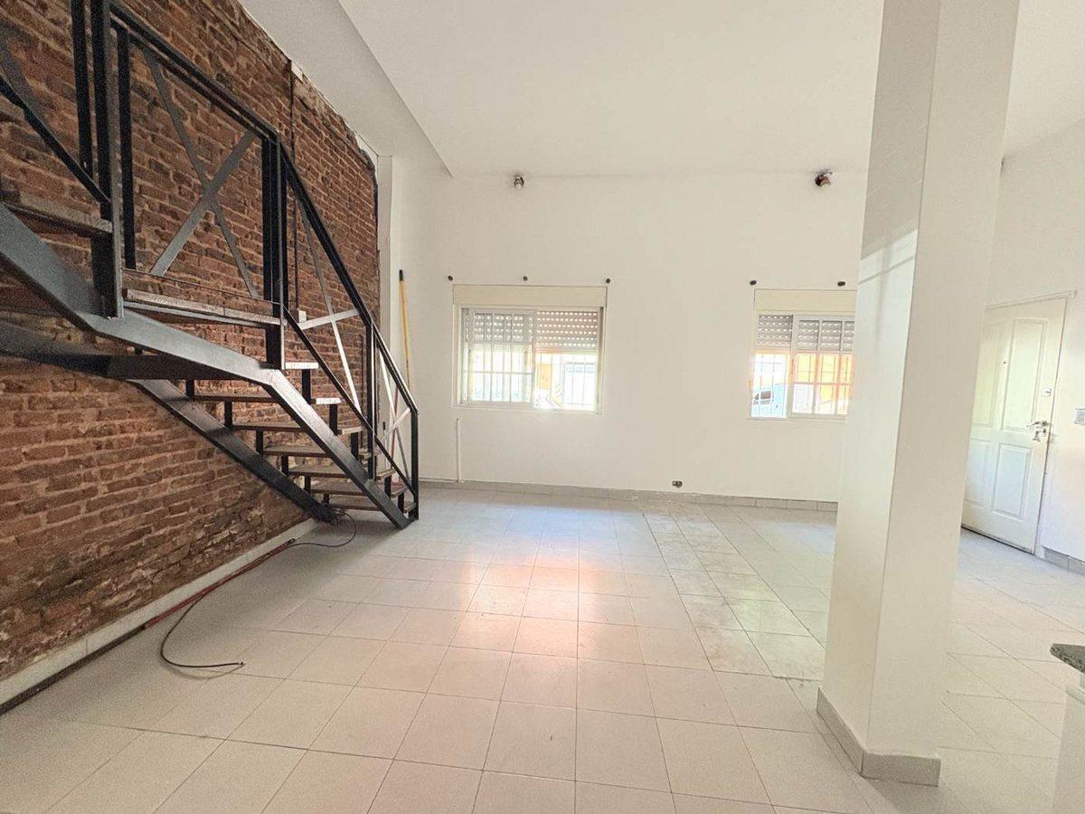 Foto de VENTA DUPLEX 2 AMBIENTES VILLA URQUIZA A.CREDITO, imagen 5
