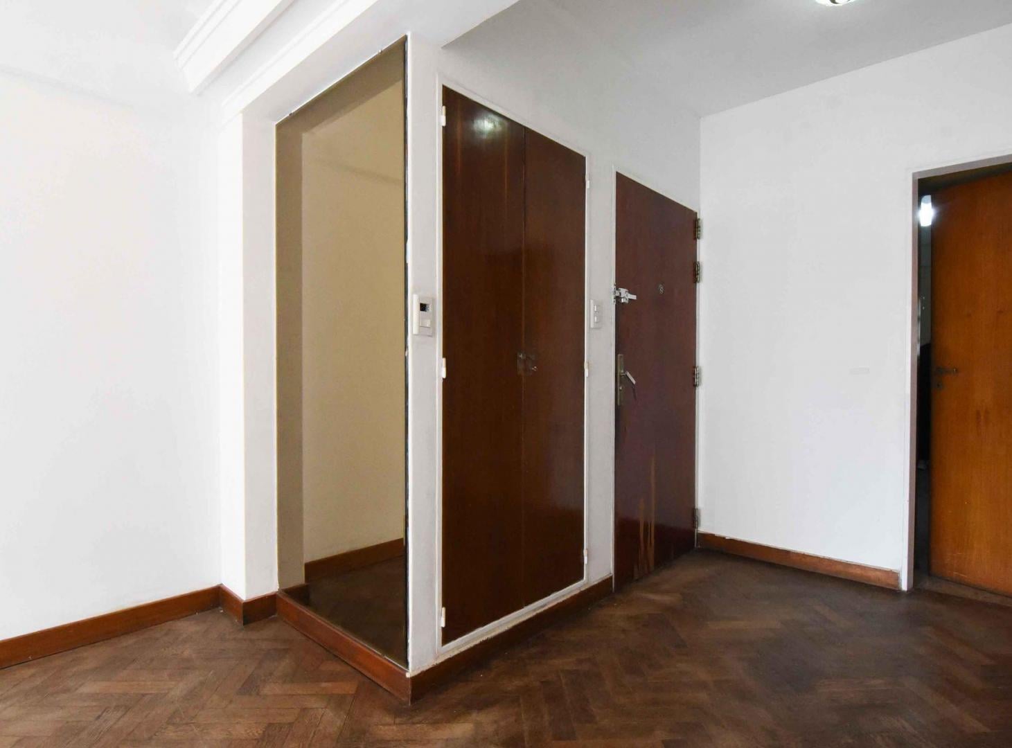Foto de VENTA DEPTO 3 AMB. C/DEP. BALCON PARQUE PATRICIOS, imagen 4