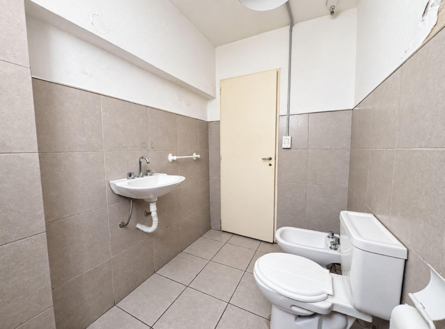 Foto de Venta Local cial. c/Entrada de Camión-Constitucion, imagen 2
