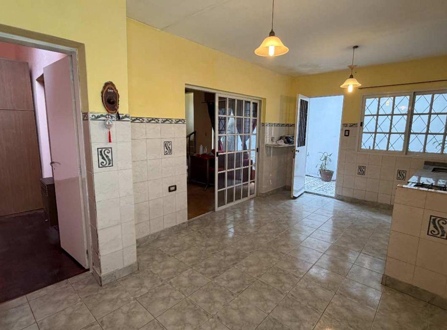 Foto de ALQUILER PH 3 amb. con patio y terraza en Flores, imagen 4