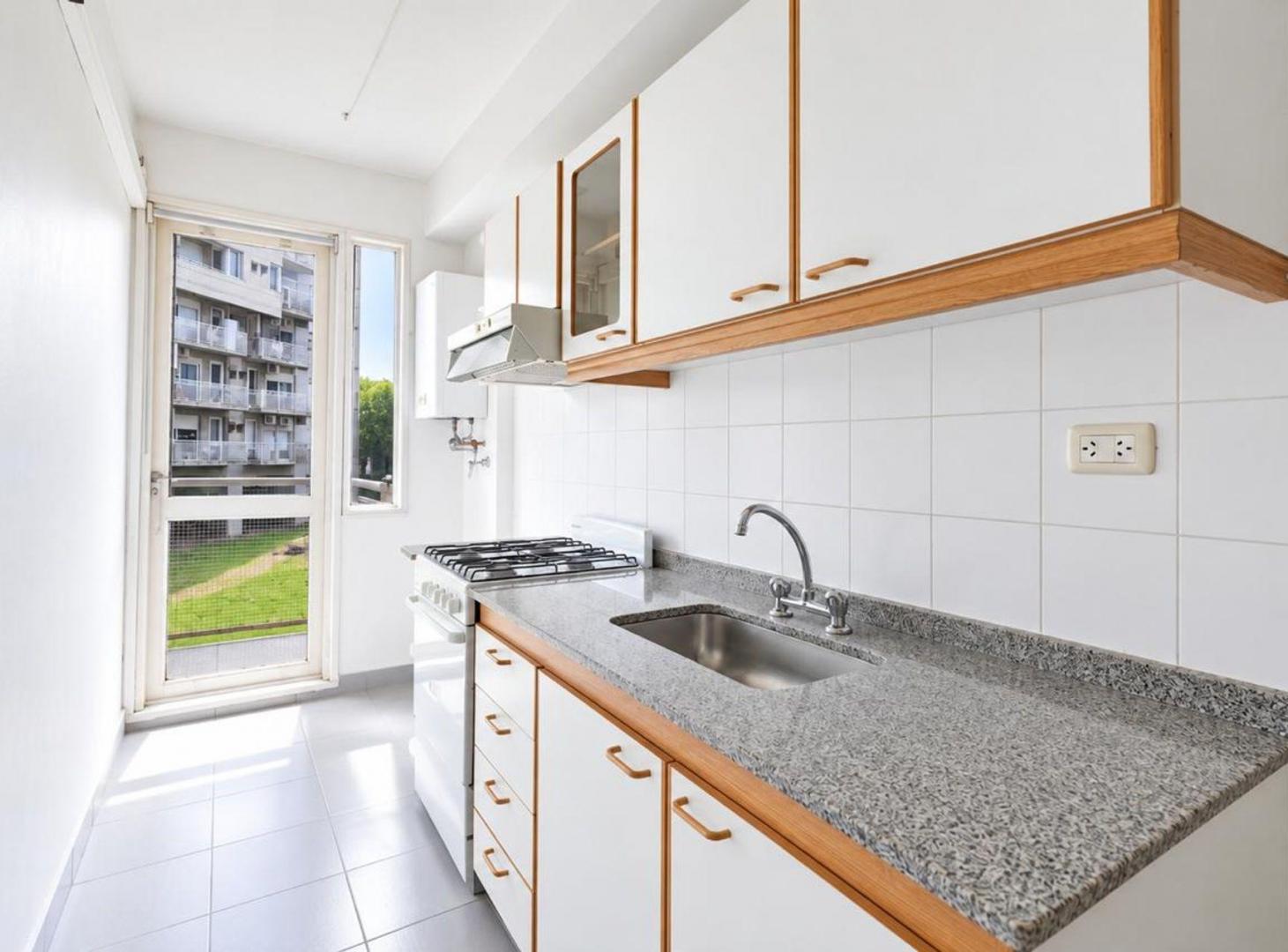 Foto de VENTA DEPTO 3 AMBIENTES - ALMAGRO - APTO CREDITO, imagen 5