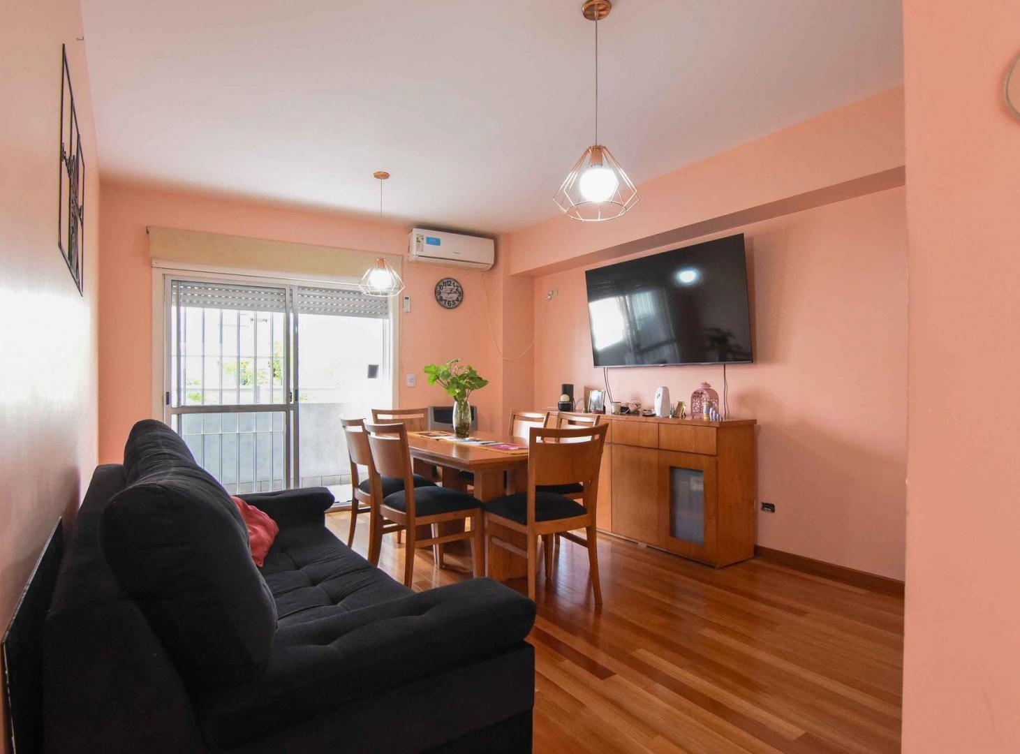 Foto de VENTA DEPTO DOS AMBIENTES C/ BALCÓN EN BOEDO, imagen 2