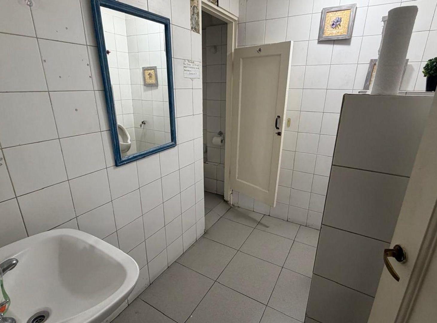 Foto de Venta Local / oficina con terraza en San Isidro, imagen 4