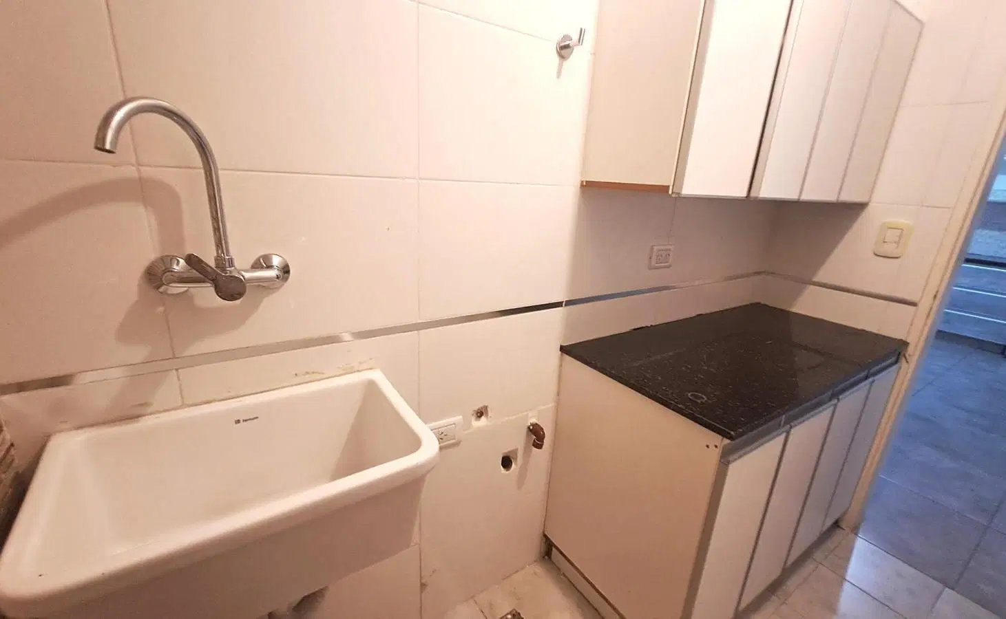 Departamento en Bahia Blanca, dos dormitorios, lavadero y cochera 4