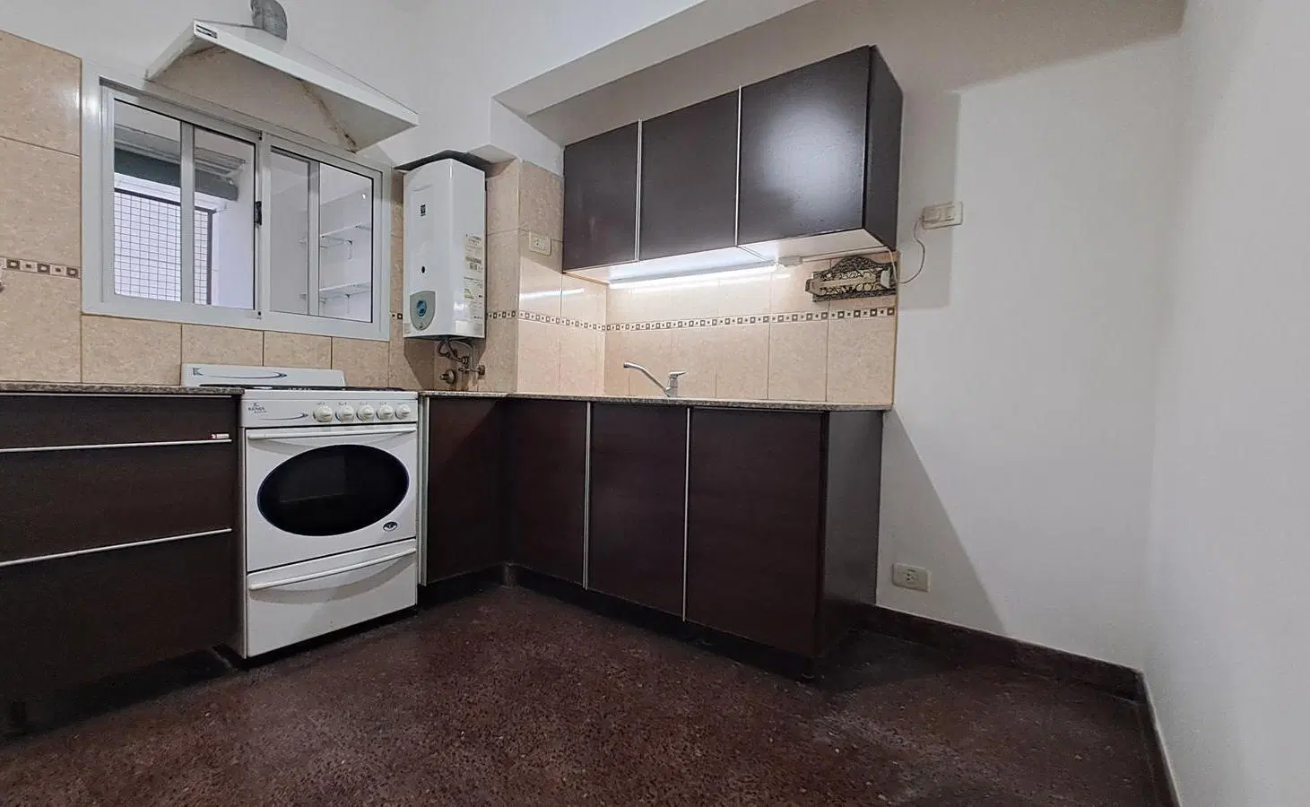 Alquiler Departamento 2 Dormitorios - Estomba 381, Pleno Centro 2