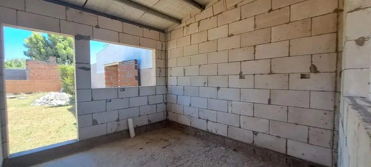 Foto de Lote En Venta En Bahía Blanca, Con Construcción Casa 1 Dorm, imagen 2