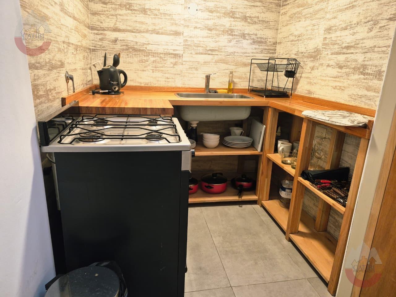 Foto de DÚPLEX EN PLENO CENTRO | RECICLADO A NUEVO - ALBARRACIN AL 400, imagen 1
