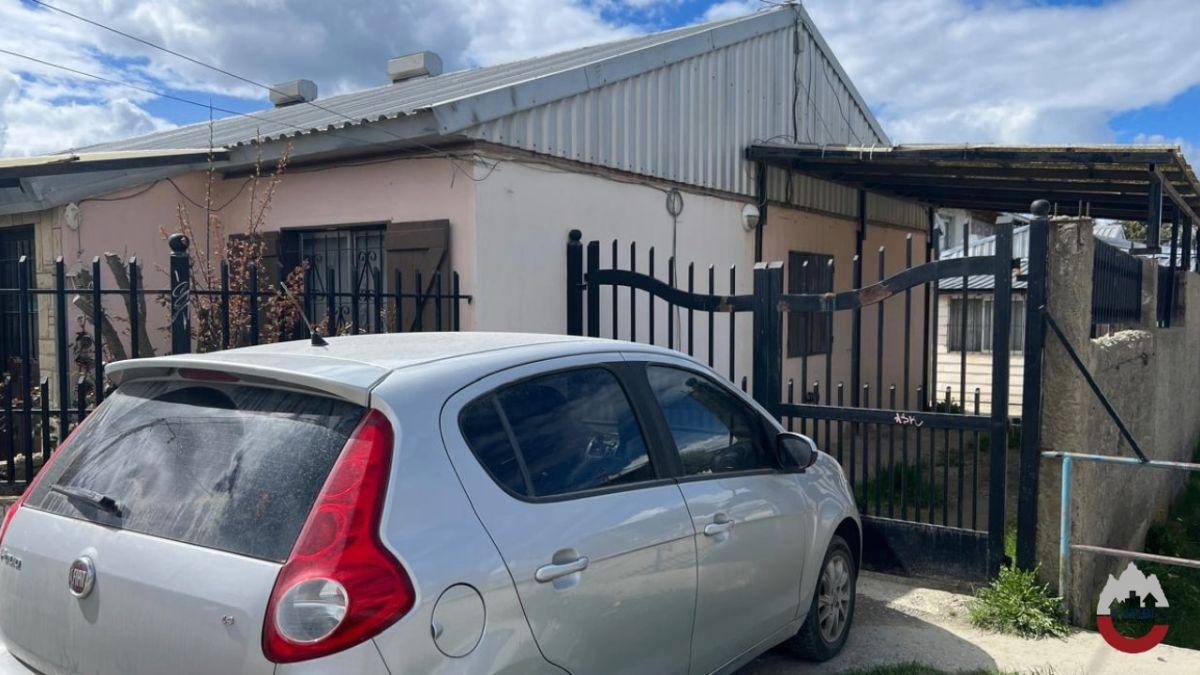 Foto de Casa en venta c/ cochera en San Carlos de Bariloche, imagen 2