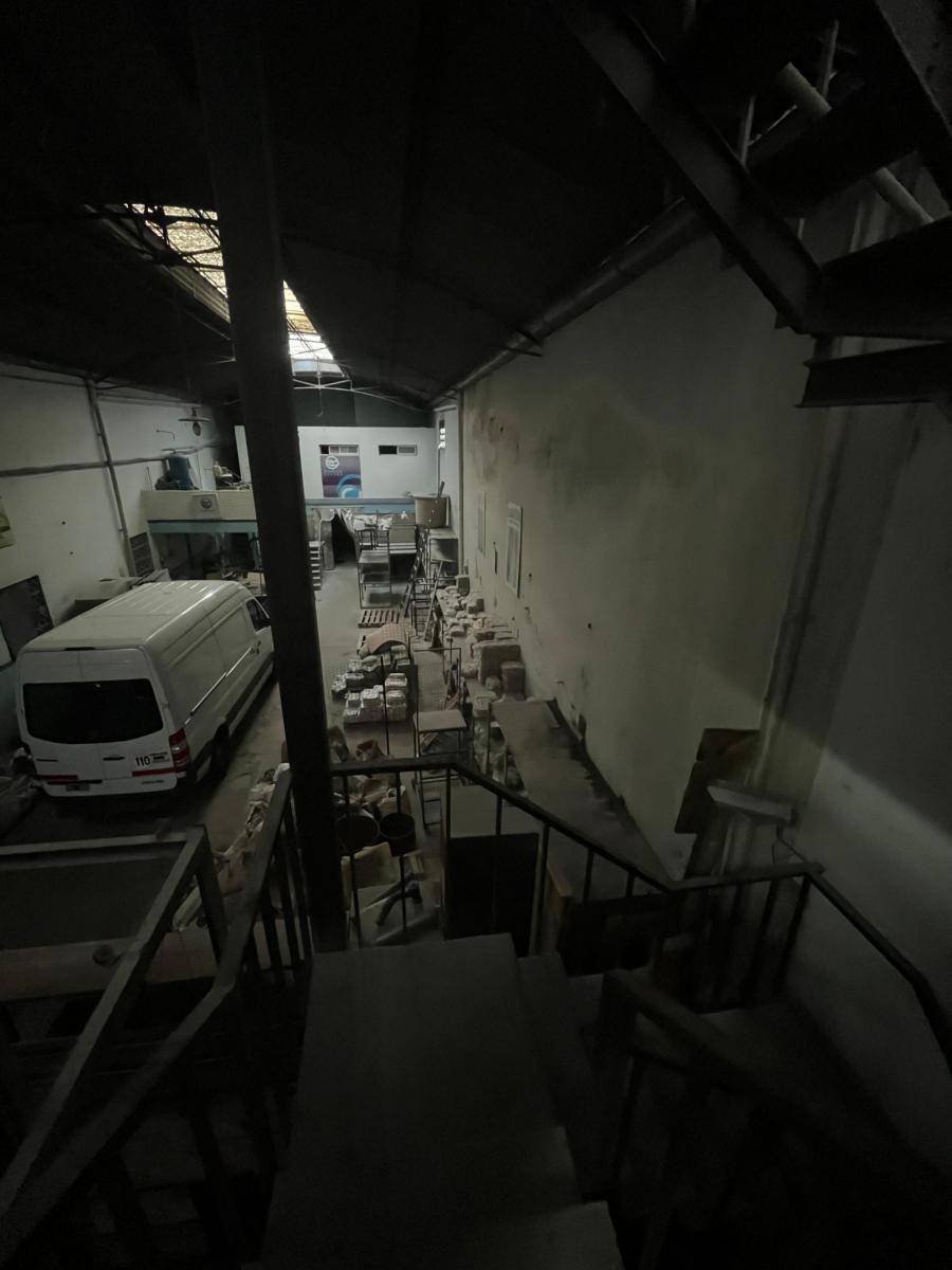 Galpón de 430 m². Lanus Oeste 3