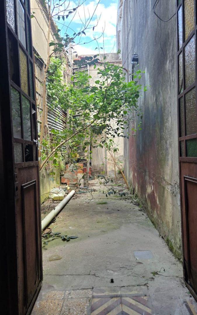 Foto de Taller y Local comercial en el mismo terreno. Lanús Este, imagen 4