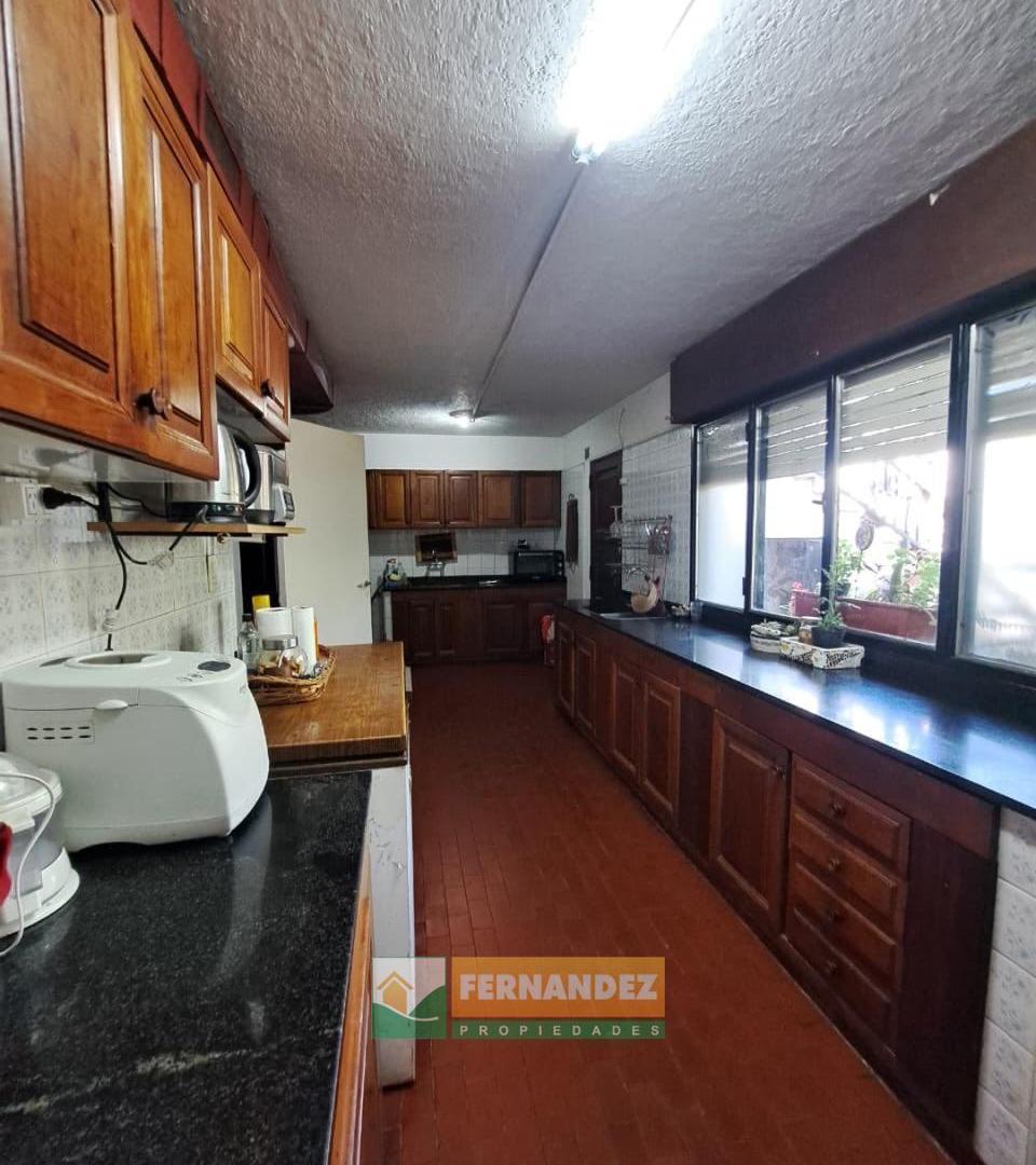 Foto de Vende Casa 3 dormitorios con local comercial en Santa Rosa, La Pampa, imagen 1
