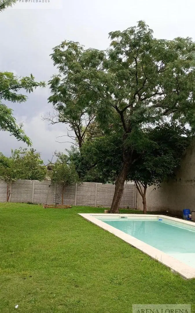 Casa 5 Ambientes a estrenar con piscina Paso del Rey 5