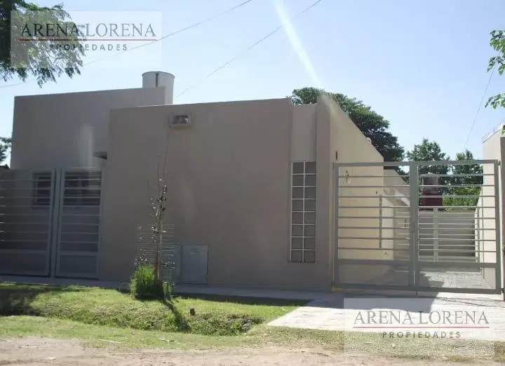 PH 3 Ambientes en Venta con Patio y Doble Cochera Pasante 1
