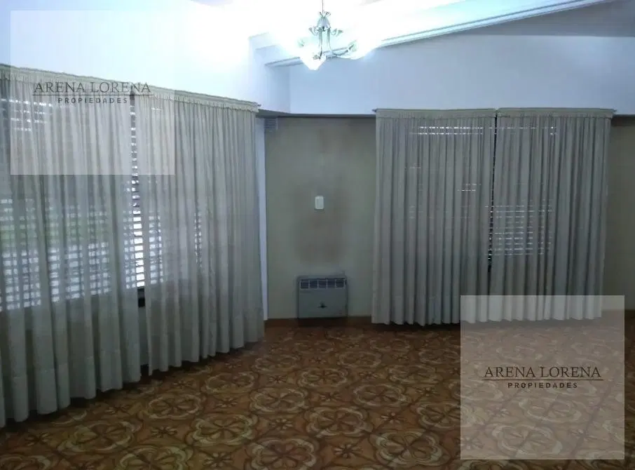 Duplex Casa 5 Ambientes en Venta Castelar Sur 1