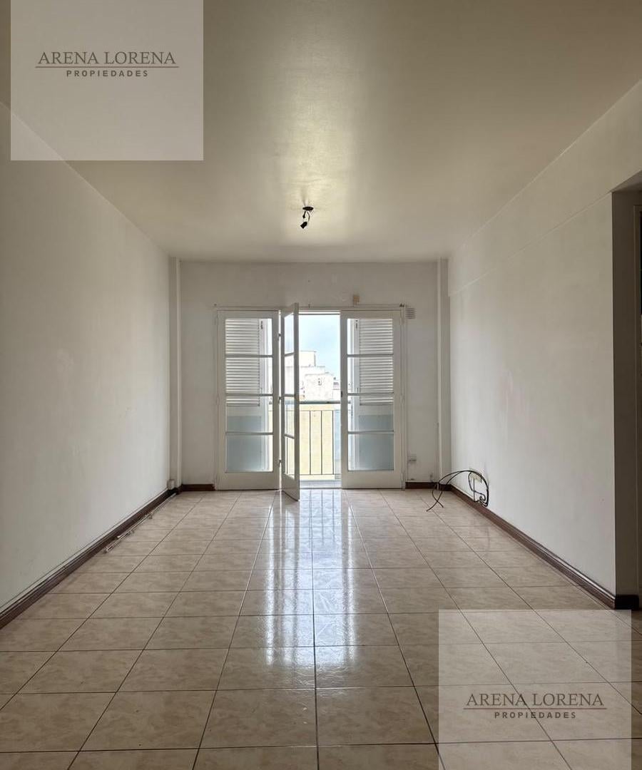 Foto de Departamento 2 Ambientes en Alquiler Castelar Centro Norte, imagen 5