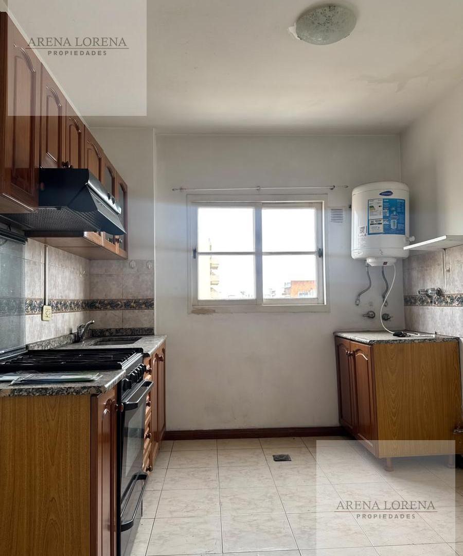 Foto de Departamento 2 Ambientes en Alquiler Castelar Centro Norte, imagen 3