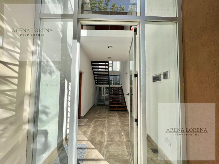 Foto de Departamento Planta Baja 2 Dormitorios En Venta en Ituzaingó Norte, imagen 1