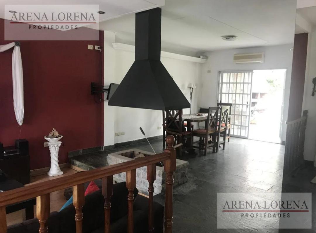 Foto de Casa 4 Ambientes EN VENTA 3 Dormitorios 2 Baños Villa Gobernador Udaondo, imagen 4