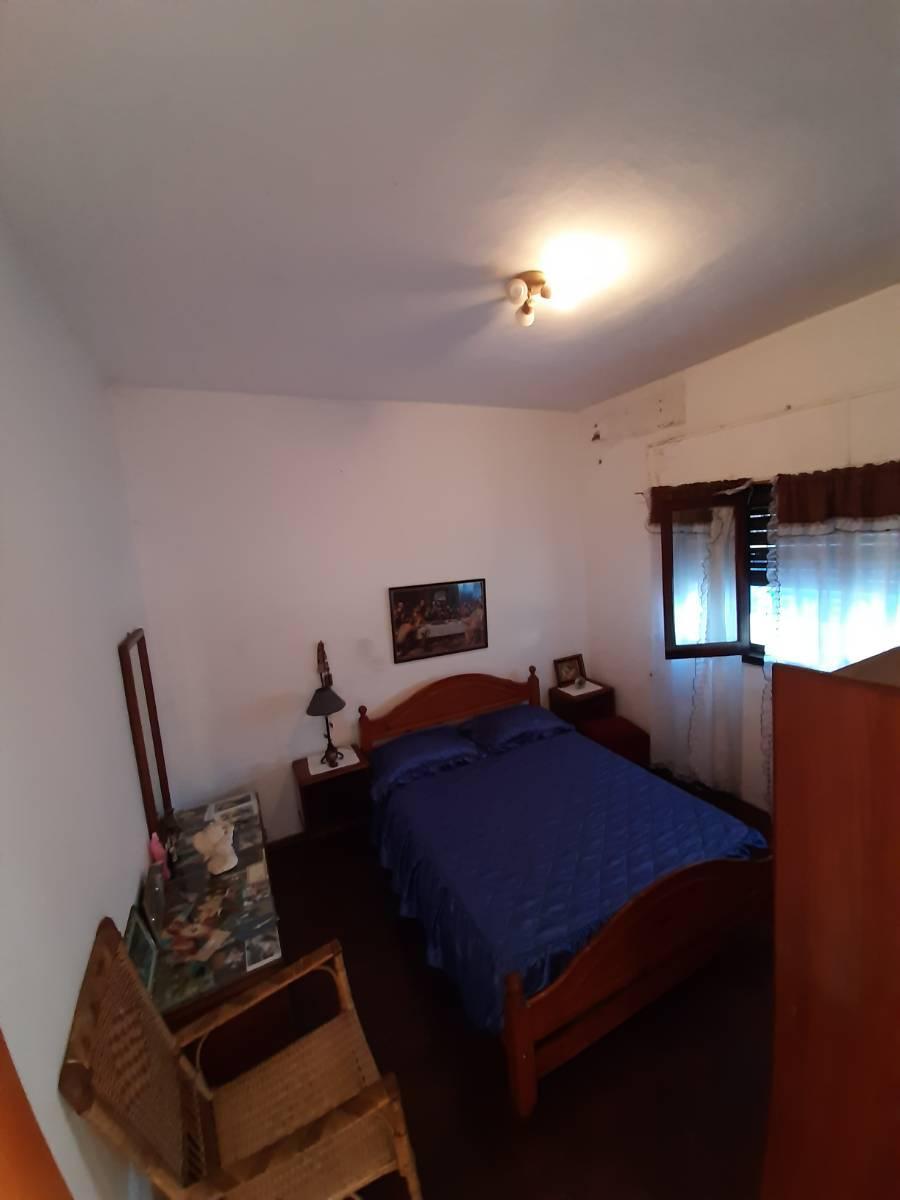 Foto de LP - RESTASADA!!! Hermosa casa en venta de 3 Ambientes, Quilmes., imagen 2